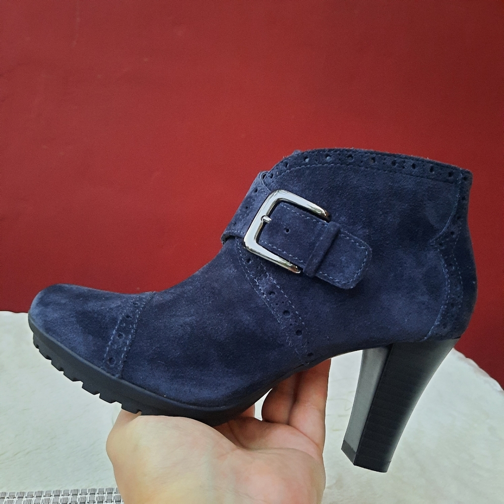 Aerosoles Monument Comfort Ankle Boots Blue Suede Leather Booties 6 Shoes